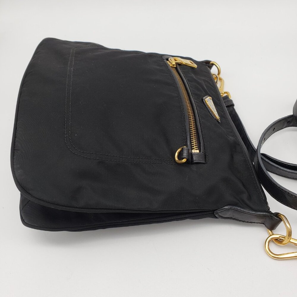 Authentic Prada Tessuto Nylon Shoulder Bag 320-110325 - Picture 13 of 16